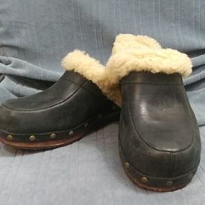 4/$20 UGG Clogs